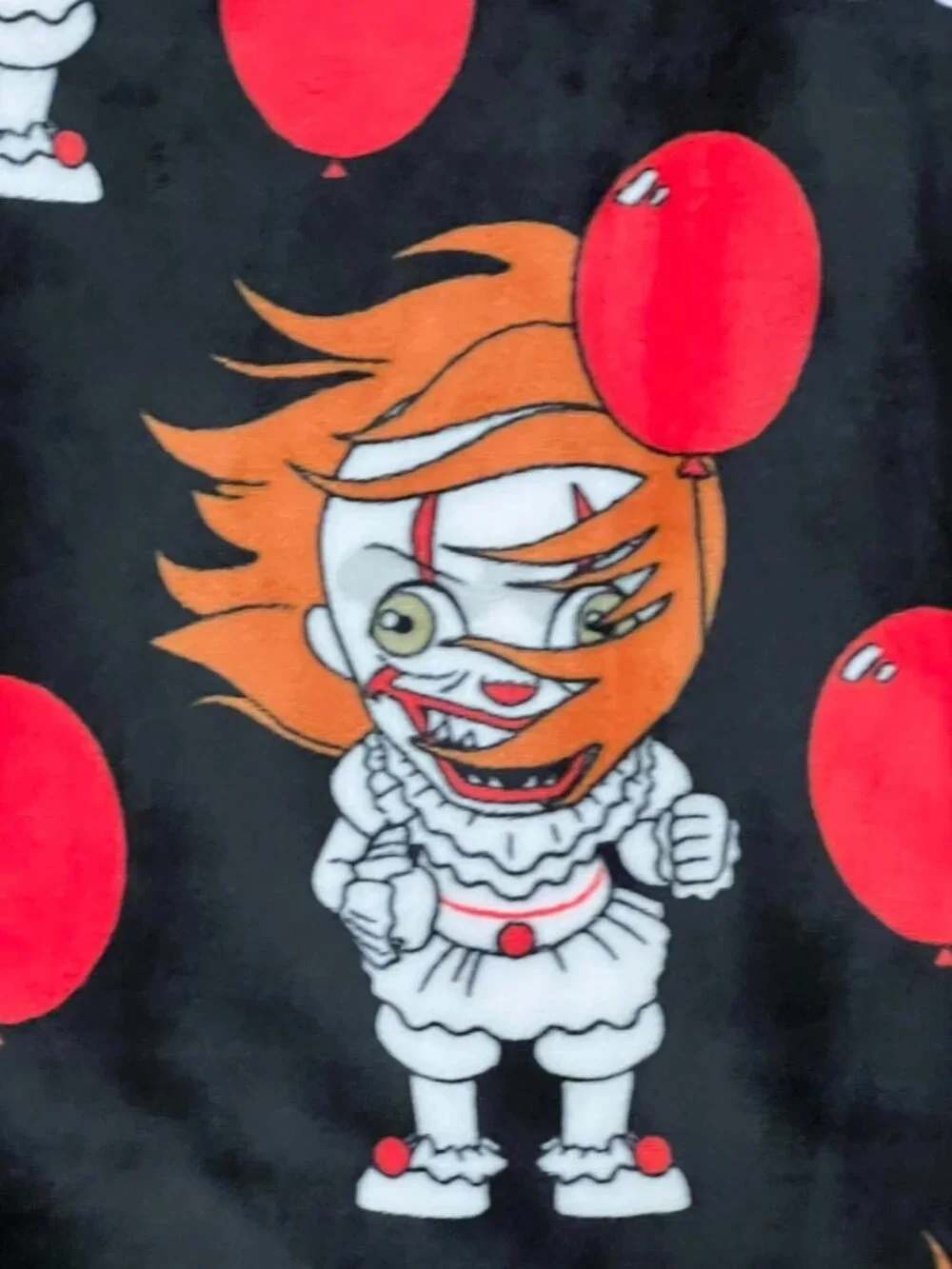 IT PENNYWISE Black Red Balloon Plush Throw Blanket 50x70 Horror WB Halloween NWT